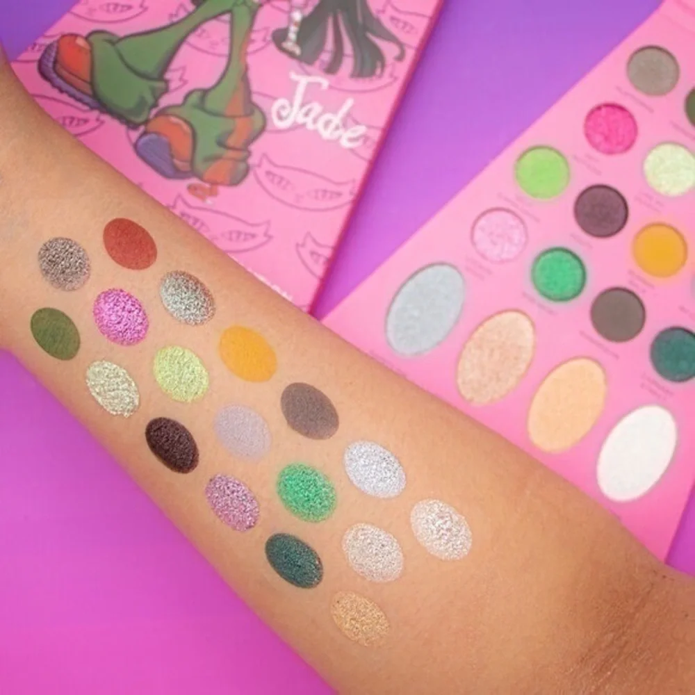 BRATZ X REVOLUTION JADE EYESHADOW PALETTE❗️